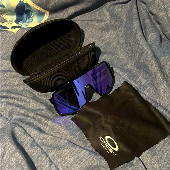 Oakley Other - Oakley Sunglasses with Purple Lenses and Case